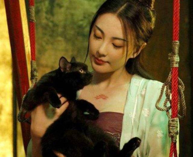 10岁搭档刘德华,三度提名金马奖影后,《妖猫传》里演杨玉环爆红