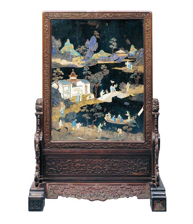 精雕大气：清代宫廷家具的广式风格