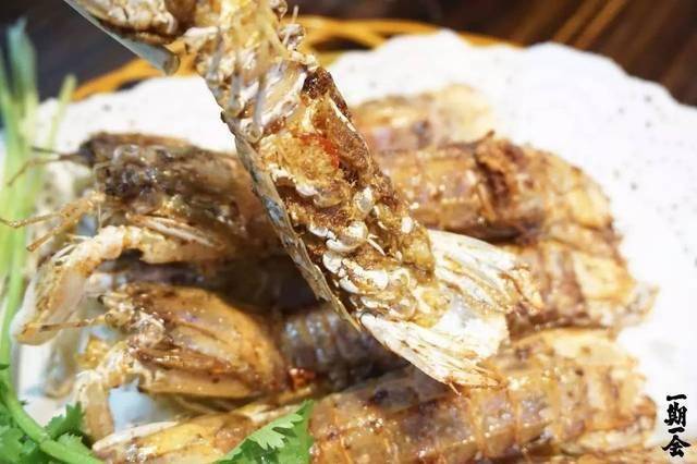 烤鸡中翼,鸡翅 |双味茄子 | 豉油王吊桶 香烤濑尿虾