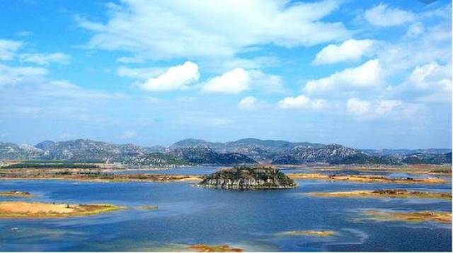 沾益区海峰湿地旅游专线有序进行,海峰湿地旅游专线全长15公里,计划