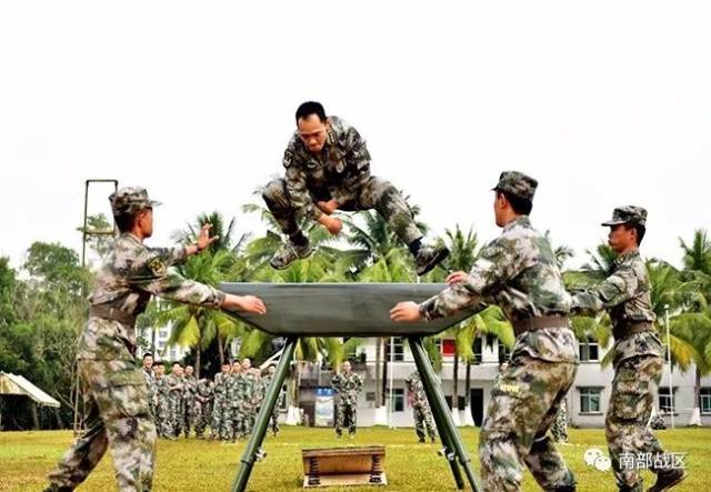 直击陆军第74集团军某旅官兵考核现场