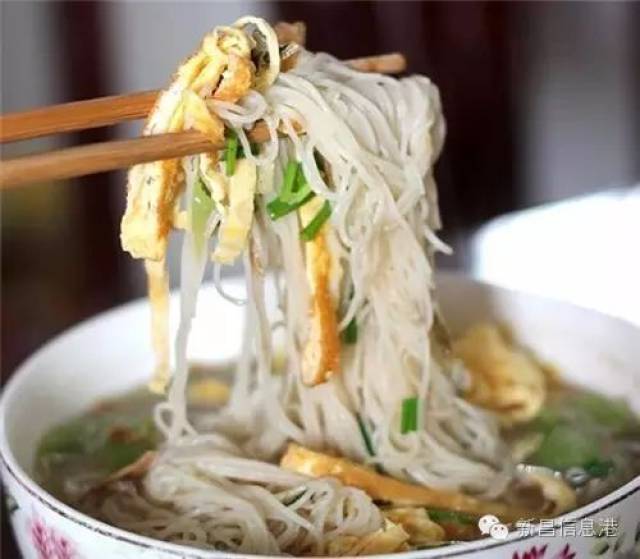 新昌吃面有选择综合症  ▼榨面 大肠面