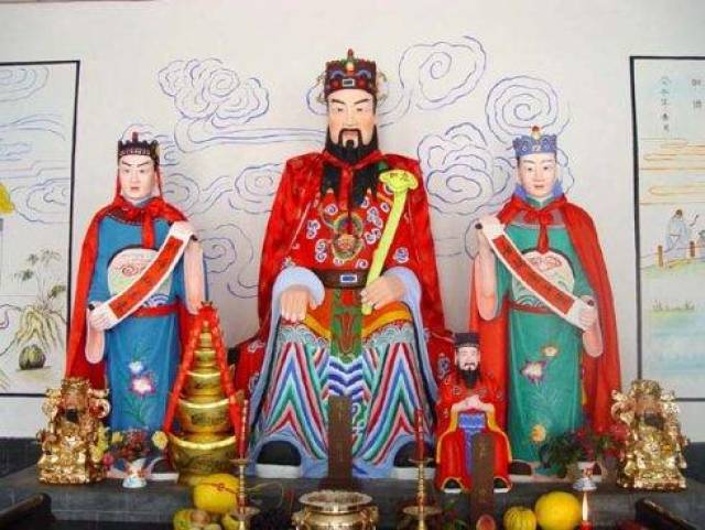在 ╋ 易阳居士 他将知无不言言无不尽