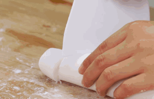 在家做道水晶虾饺先解解馋!