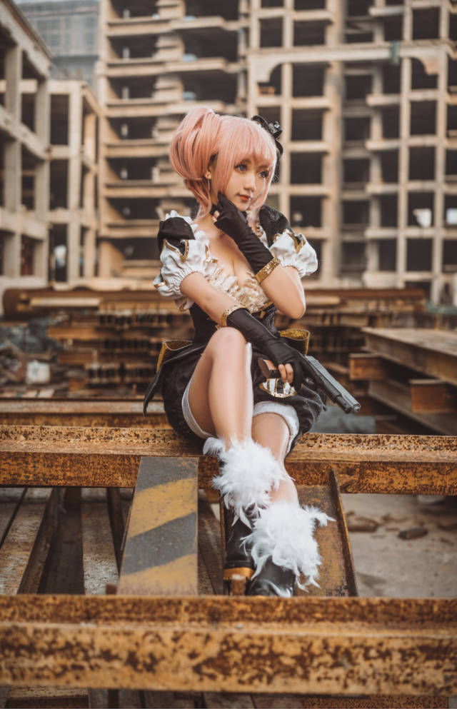 持枪少女 枪神纪 烈焰 皇家护卫克里斯 cosplay