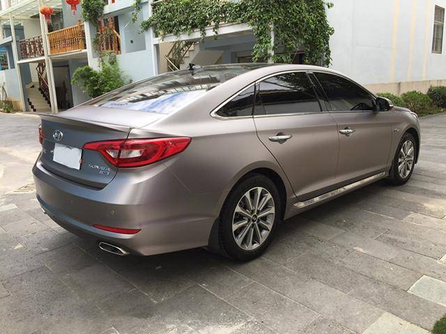 现代索纳塔9汽车改色电光金属钛金贴膜效果图