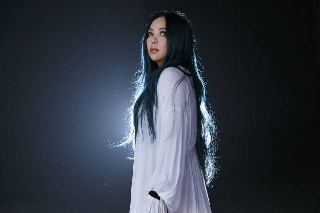张惠妹终极催泪故事篇章身后mv首播林俊杰hush操刀