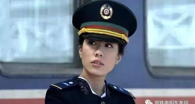 铁路制服的前世今生,看看你喜欢哪个年代的?