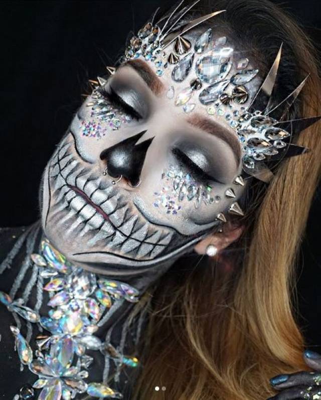 原来骷髅妆也可以这么"美"!厉害了word化妆师