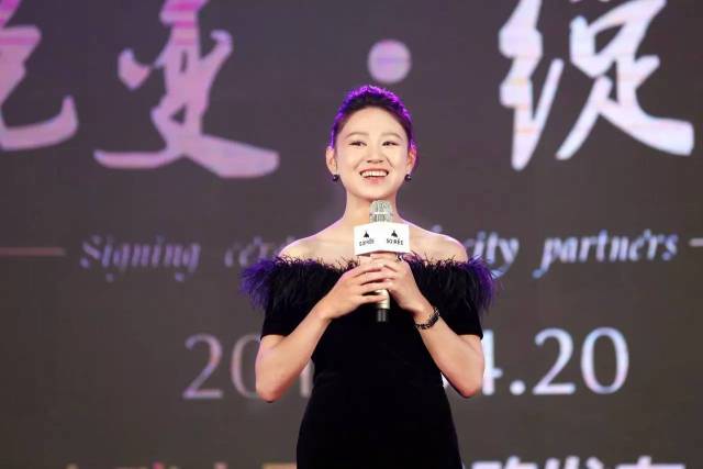 易悦人物志 | 奢瑞小黑裙创始人王思明:一切源于热爱