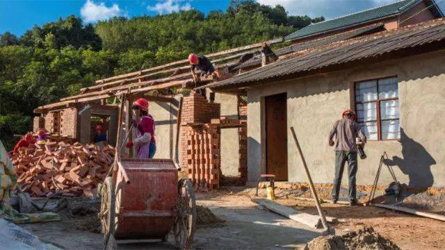 2000万!农村有房的快看,这家云南企业要给你们免!费!建!房!