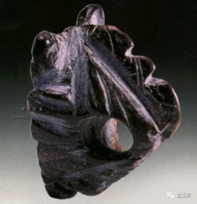 古玉界：中华文物典藏之玉器篇（新石器时代—夏商周）_搜狐网
