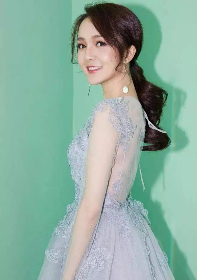 出生:河南濮阳 身高:166cm  体重:45kg 血型:a型 职业:湖南卫视娱乐