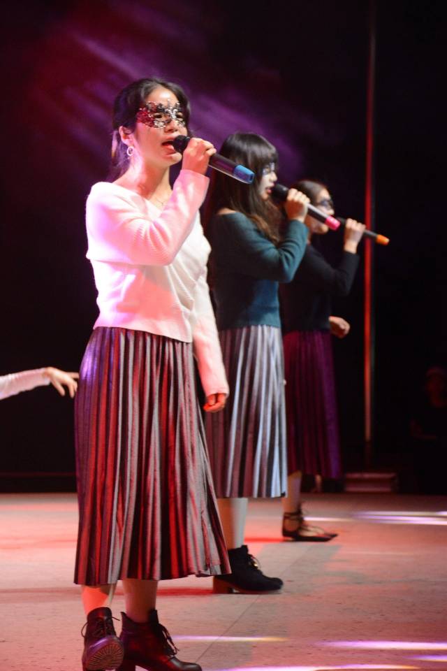 歌伴舞:《小幸运 》