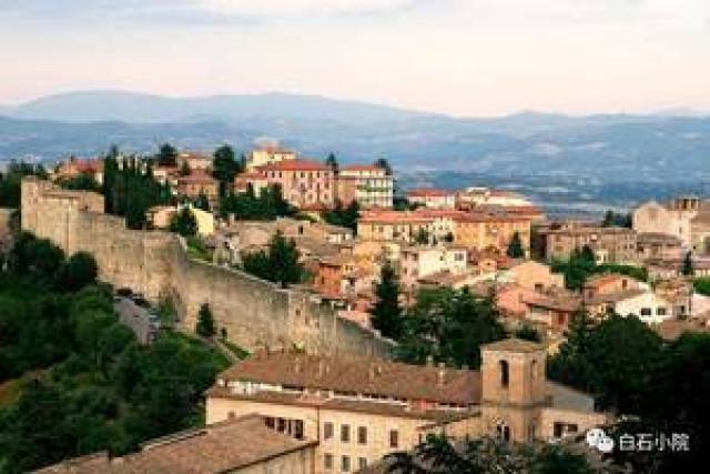 意大利中部的历史文化名城——佩鲁贾 (perugia)