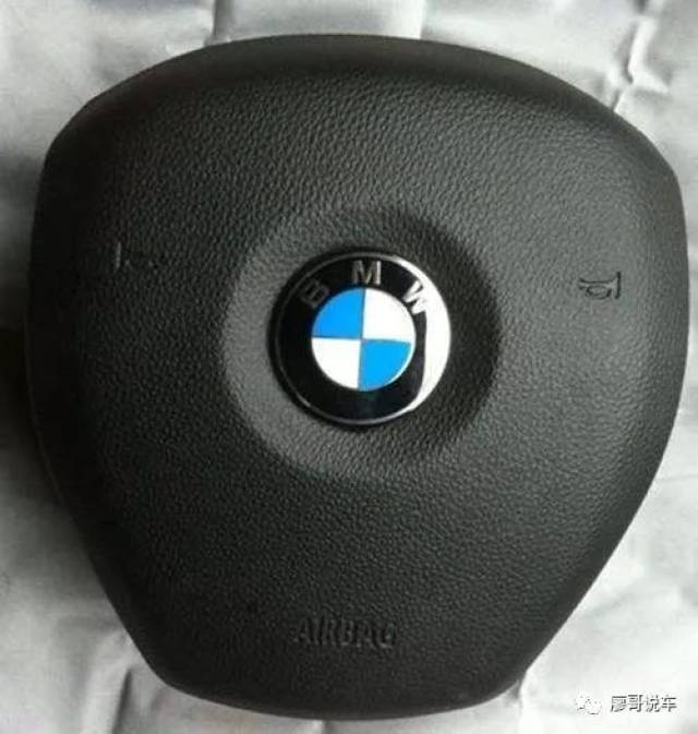 【视频】宝马X1驾驶座安全气囊弹出了怎么检