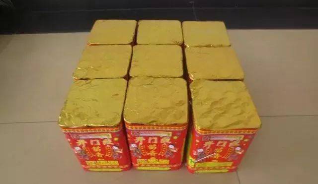 销售品种仅限鞭炮,高升,没有烟花