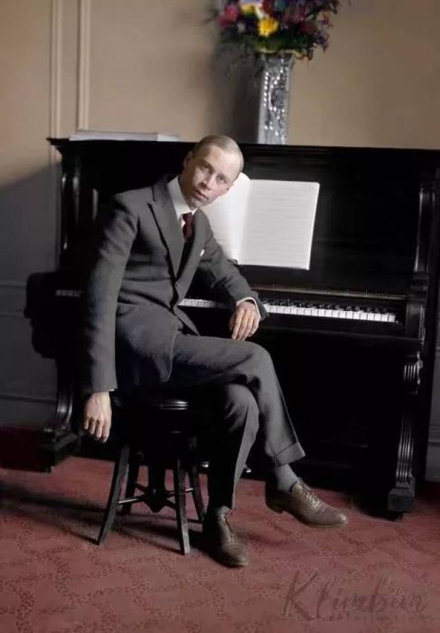 谢尔盖·谢尔盖耶维奇·普罗科菲耶夫,著名作曲家,钢琴家,指挥家
