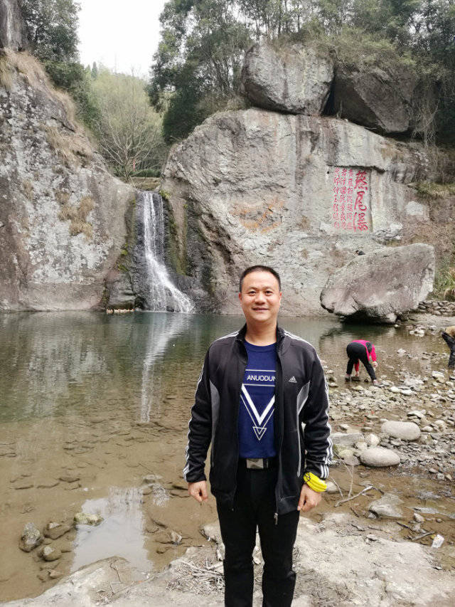 2017运动正能量:请查阅@杨启富的运动成绩单!