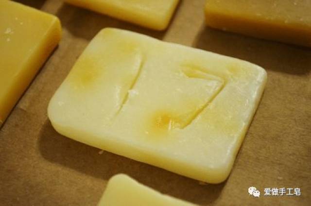 手工皂学习经验分享——关于手工皂超脂油的矛盾