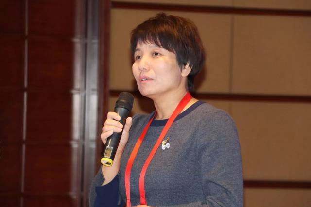 中国医学科学院肿瘤医院肿瘤内科董梅教授提出了三个问题