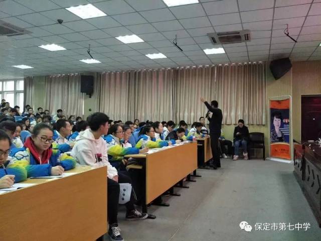 同时,北京大学博士,哈佛大学交换生司明宇老师为同学们详细介绍了如何