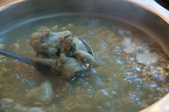 云南餐饮管理新趋势：传统与现代交融的艺术