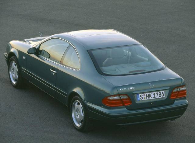 第一代clk(代号w208/c208)