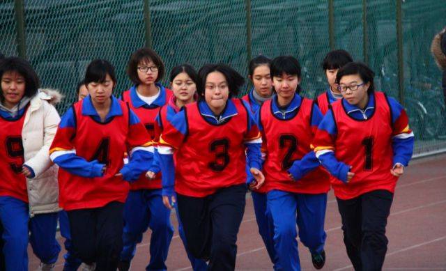 英姿飒爽战寒风 突破自我强体魄——北京五中冬季长跑比赛圆满结束