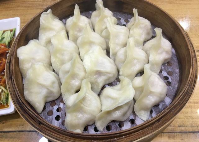 沈阳饺子好吃,有很多专业店,素饺只要十元