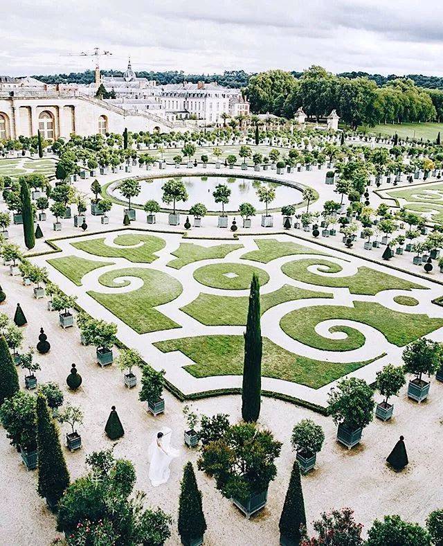 bbc 绝美制作《法国花园》 追溯到一草一木的法式浪漫都在这儿了