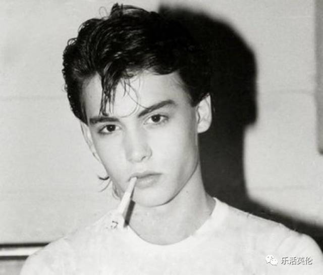 约翰尼·德普 (johnny depp)