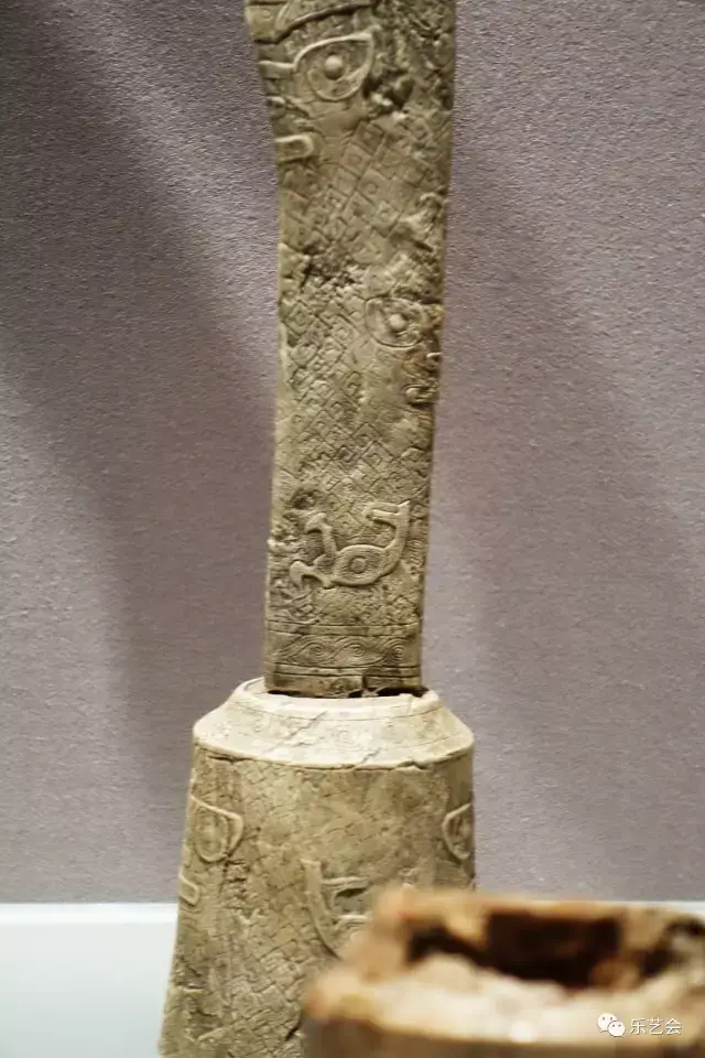 神人兽面纹象牙权杖,揭示上海青浦福泉山古国之谜