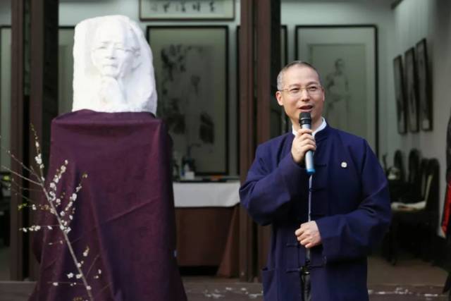 高剑父纪念馆学术馆长许沛波 书法《问梅消息》