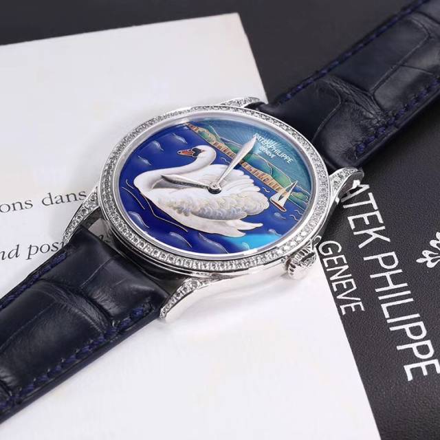 百达翡丽 动物手表5077g 拍卖收藏品! 掐丝珐琅日内瓦湖白天鹅 腕表