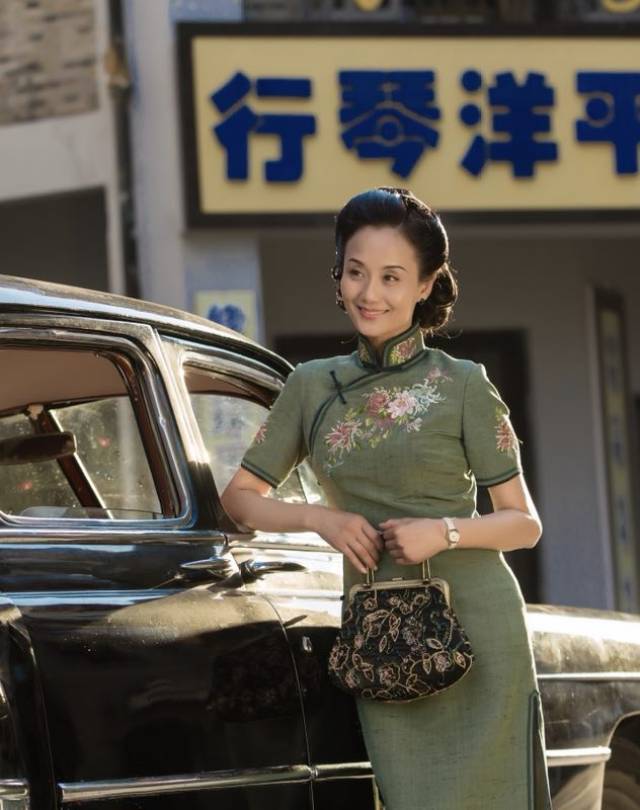 小楼又东风安徽卫视开年李颖演绎旧上海女人风情