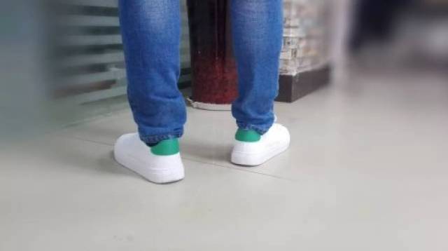 走路外八?你可以这样纠正它!