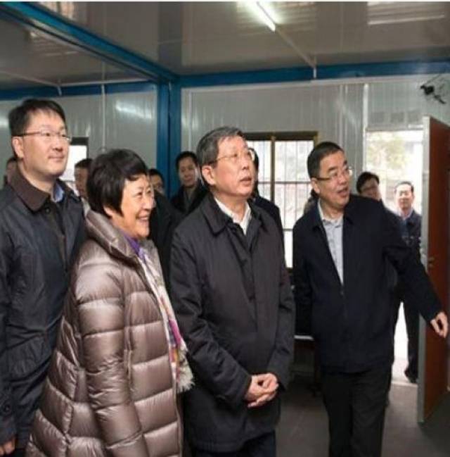 原市长杨雄亲赴现场进行指导工作