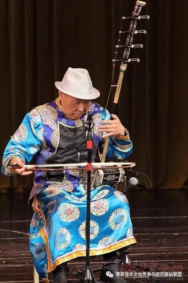 【活动通告】"蒙古族四胡国家级传承人伊丹扎布内蒙古艺术学院教学