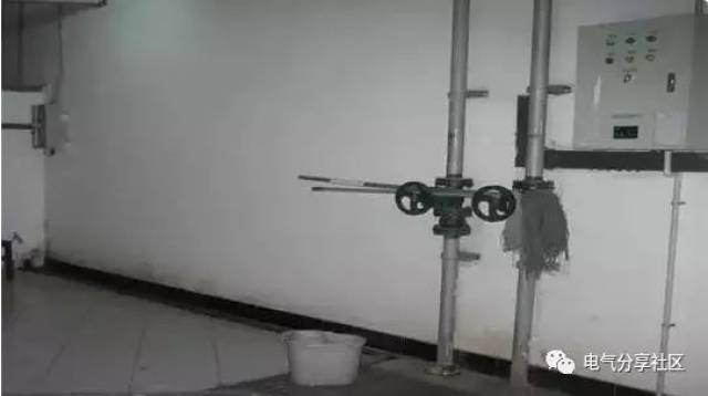 【知识要点】集水坑两泵一备一用控制原理