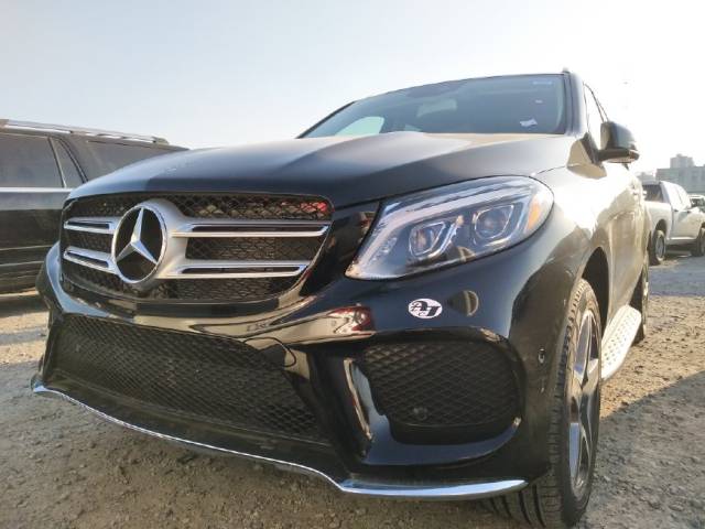 80万给个不选18款奔驰gle400的理由?大气的不只有面子还有内在!