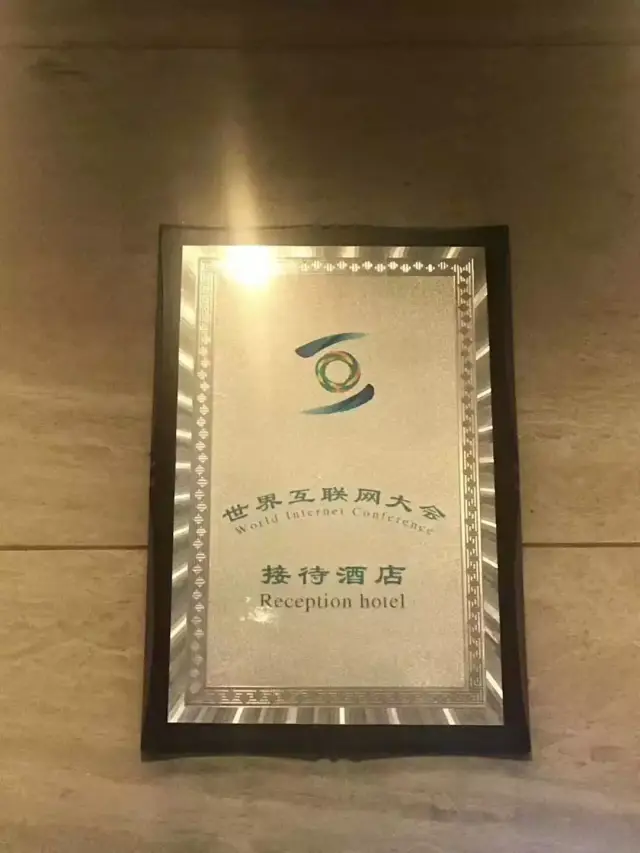 北大青鸟课工场薪高度,新人群,心一致主题年