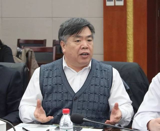 (院长邵宗鸿讲话) 院纪委书记岳宫和副院长陈兵对监督员一年来给予