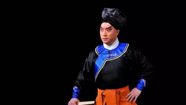 (来源:解放日报·上海观察 记者:诸葛漪) 张帆对于京剧最早的印象