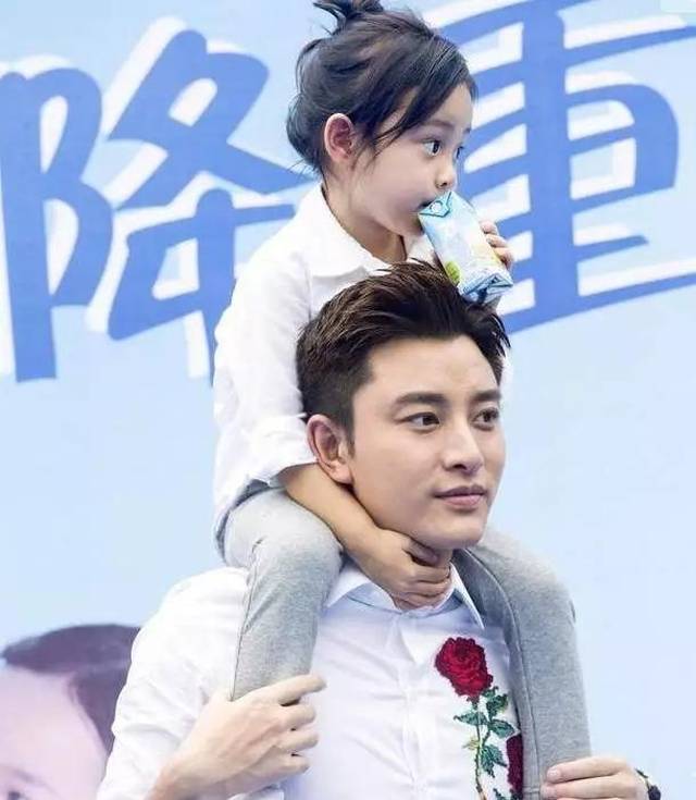 李小璐聊天记录被曝光,网友:这老丫头片子,简直