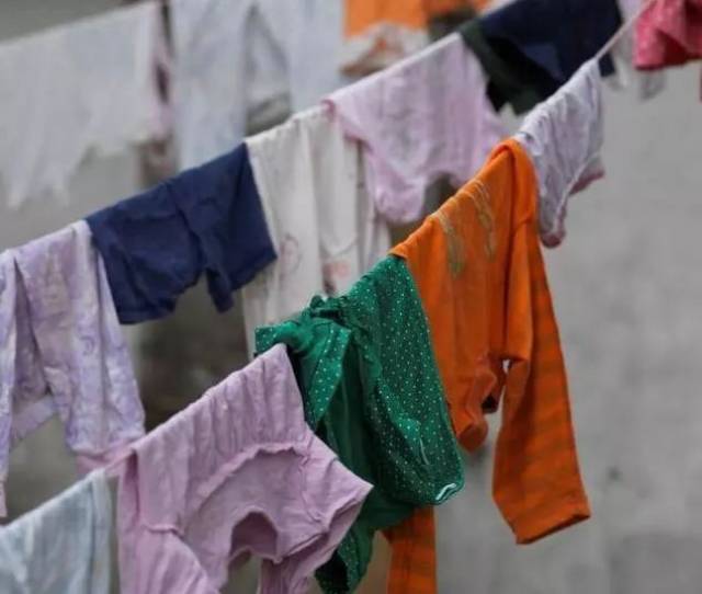 教你快速晾干衣服方法,告别湿内裤!_手机搜狐网