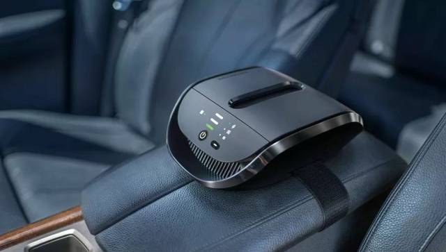 安利公司于2018年1月隆重上市逸新车载空气净化器!