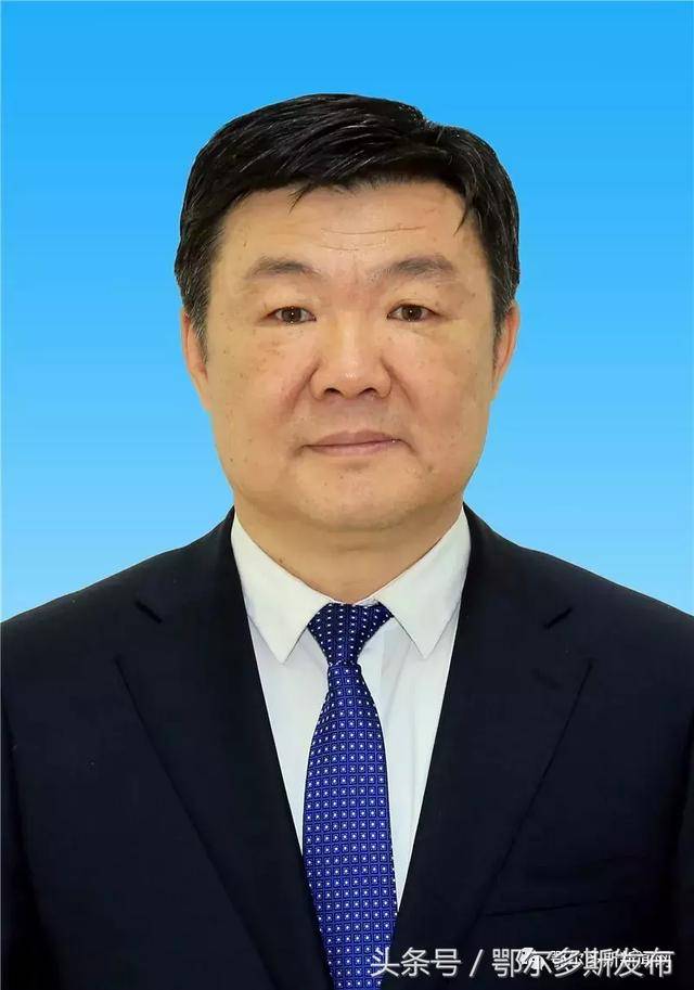 内蒙古自治区历任区长图片