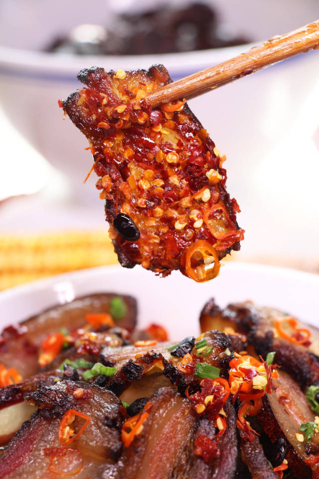 【大诱惑】米饭,腊肉和臭豆腐,远游的湘人在深圳最好的慰藉