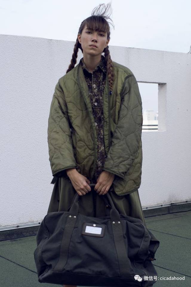 很火的boyish style,怎么才能避免穿成男人?